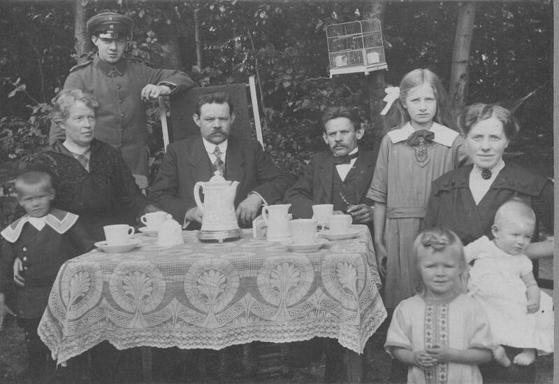 Fam.Hartwig ca. 1915