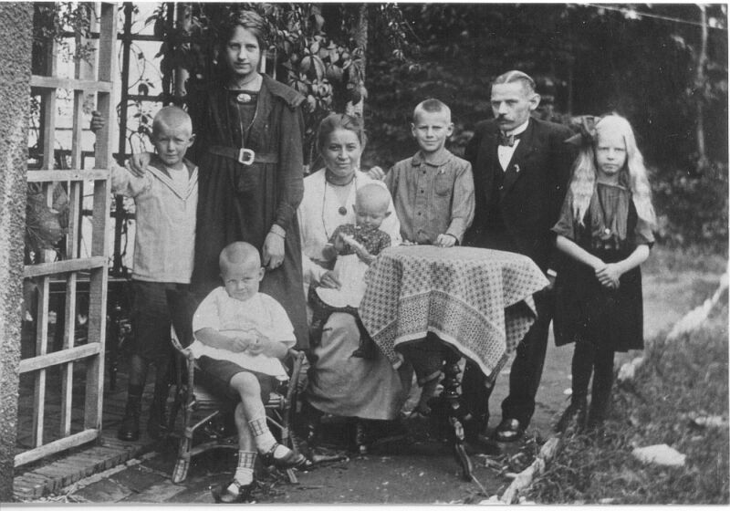 Fam.Hartwig ca. 1915
